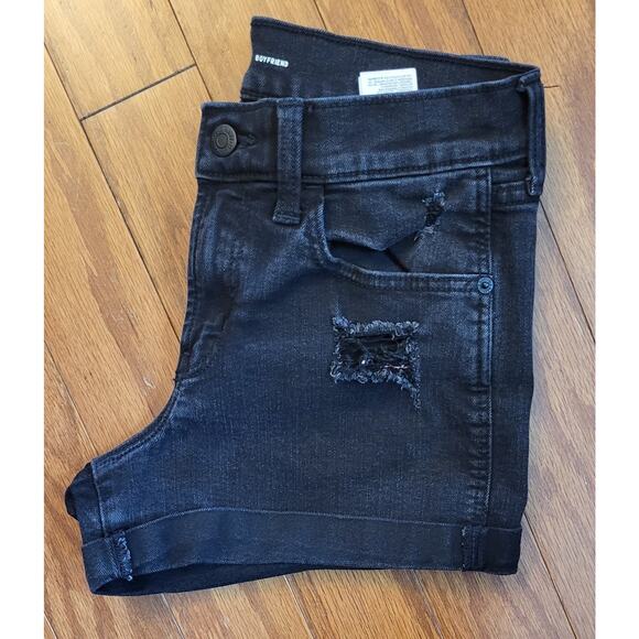 Old Navy Black Denim Boyfriend Shorts Size 0 Stretchy Ripped Cuffed - Picture 3 of 9